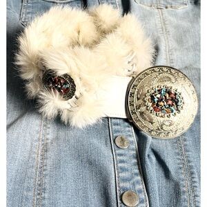 Western belt white rabbit hair, decorative silver buckle and colored stones